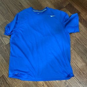 Nike dri fit tee shirt